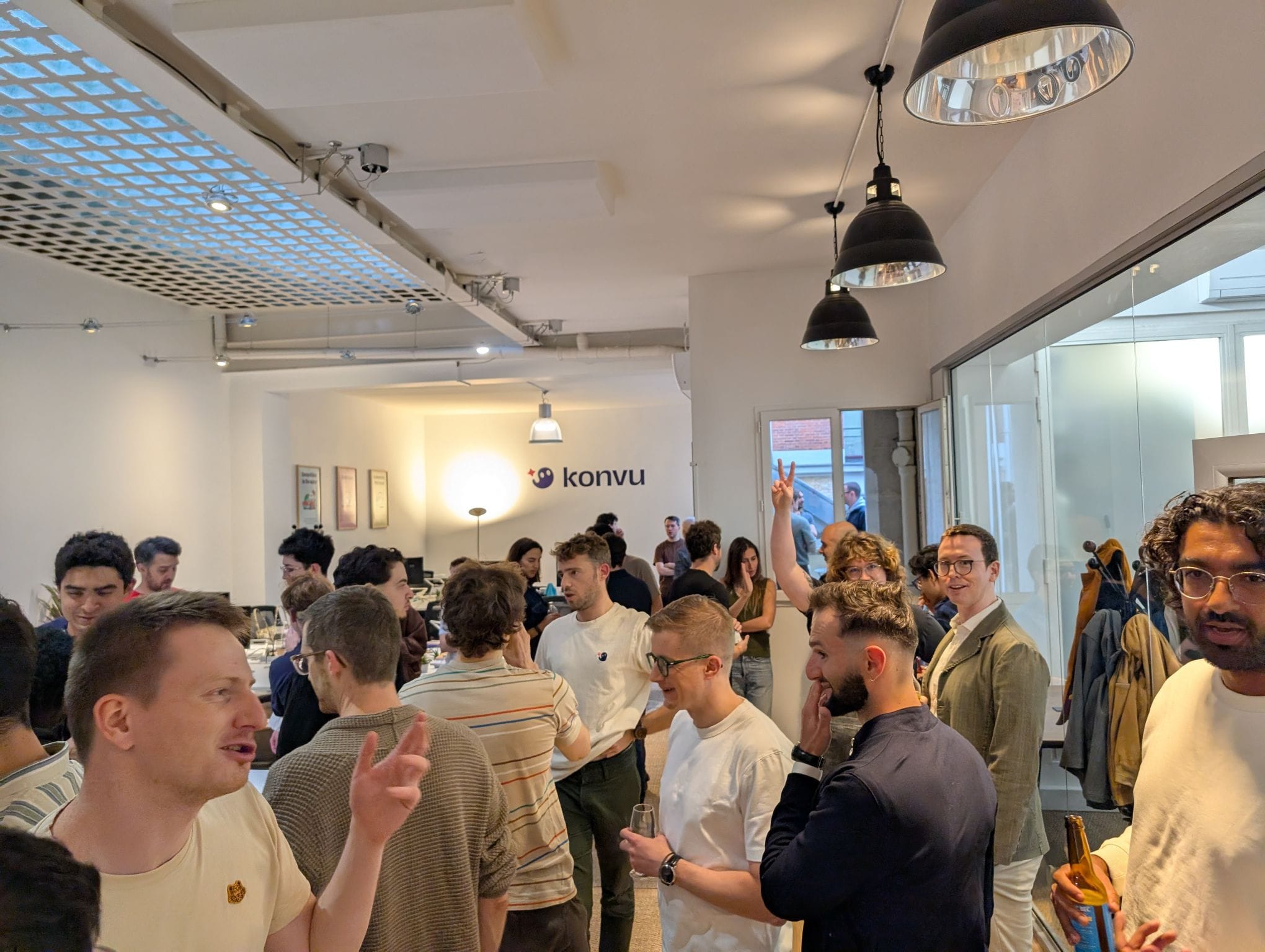 Konvupero event with packed audience